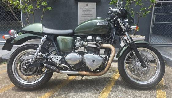 TRIUMPH THRUXTON TRIUMPH THRUXTON